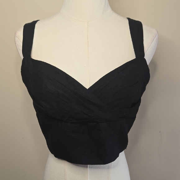 Banana Republic Linen Blend Sweetheart Crop Top Pleated Summer Staple Minimalist - Picture 2 of 9